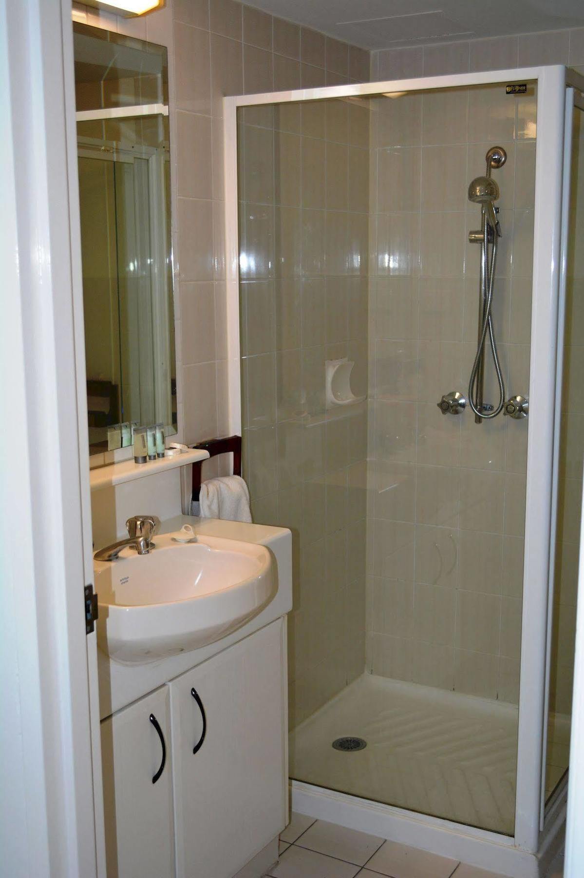 Apartment Spring Hill Centrepoint